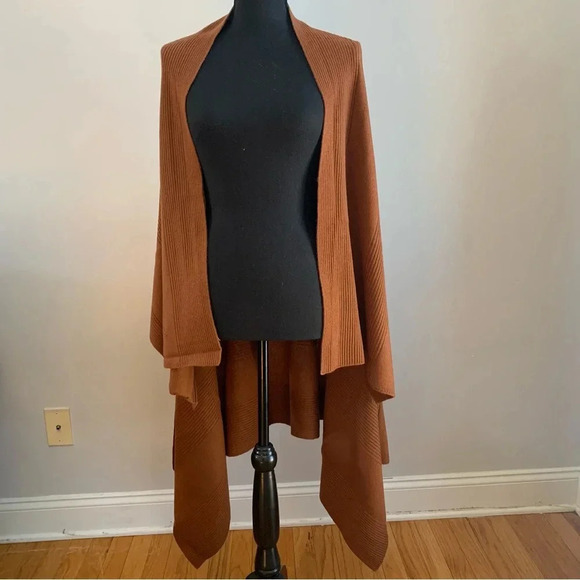 Bruno Magli Cashmere & Wool Knit Sweater Cape Scarf. One Size. Brown - Picture 1 of 7